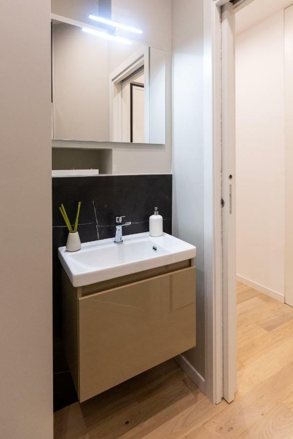 Apartment Bocconi 1 Милан Экстерьер фото
